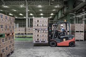 Perform proper forklift inspections and follow forklift operating guidelines and… Dunia Usaha Terapkan Standar Keamanan Kesehatan Cegah Covid 19