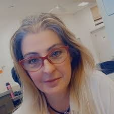 Kara Crook's Instagram, Twitter & Facebook