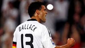 O jovem foi vítima de um brutal acidente de quadriciclo. Ballack Fora Da Selecao Alema Internacional Jornal Record