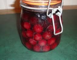 Recette Cerises De Ma Grand Mere A L Eau De Vie Facon Mon Grand Pere En Video Recette Recette Cerise Alcool De Cerise Cerises En Bocaux