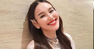 Tak Kalah Mentereng dari Adiknya yang Jadi CEO, Ayu Ting Ting Juga Punya  Jabatan Tinggi di Bisnis Skincare