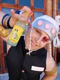 Le vibes dell'ultimo giorno al PCC25 sono sempre più effervescenti! 🤩🍊  Polara, Main Sponsor del Palermo Comic Convention, porta la Vita di Sicilia  tra cosplay e travestimenti pazzeschi! ✨🦸🏻⚡ Ultime ore per