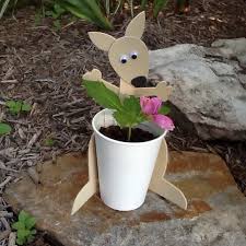 I didn't make a little joey to go in the pouch, but lore had the genius idea to use the little example kangaroo as the baby. A Kangaroo Flower Pot Craft For Kids