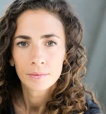 Tara Perri's Instagram, Twitter & Facebook