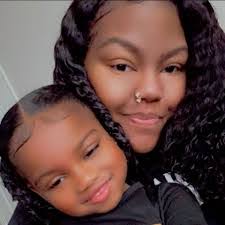 Tamia Perry's Instagram, Twitter & Facebook