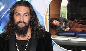 Filmmaker ana lily amirpour is directing the new reboot of the classic action film. Jason Momoa Reveals He Was Too Broke To Fly Home When He First Started Filming Game Of Thrones Daily Mail Online