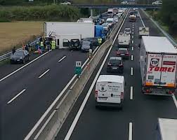 C'è anche un ferito grave ricoverato all'ospedale san jacopo cronaca mercoledì 04 gennaio 2017 ore 11:25 Incidente A11 Ok Tv Prato