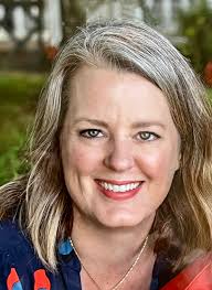 Heather Farr Hammond, age 53, of St. Johns, Michigan, passed away