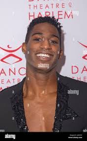 Michael Brockington's Instagram, Twitter & Facebook