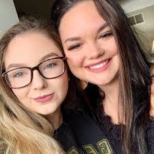 Jade Kelley's Instagram, Twitter & Facebook