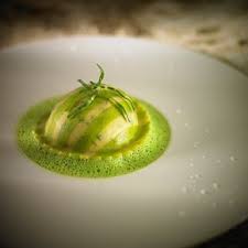 Grosse Raviole De Blette Chevre Persil Recettes De Cuisine Gastronomie Gastronomie Moleculaire