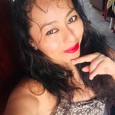 Hola grupo! Este es pan esponja lo uso para pasteles 3 leches no pongo  aceite y es mi receta favorita para mojar bien el pastel. (En comentarios  les dejo mi receta). Decasualidad