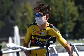 Wout van aert in second; Roundtable Wout Van Aert And Remco Evenepoel Light Up A Dramatic Week Velonews Com