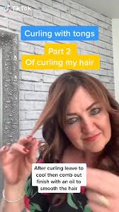Curling hair with tongs #alwayslearning #hairdresser #hair #hairtip  #hairtutorials #easy_hair