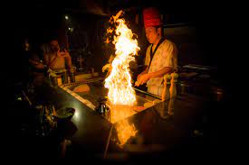 Teppanyaki Hibachi Grill Table How Do You Become A Teppanyaki Chef Cookeryaki Hibachi Grill Teppanyaki Grill Table
