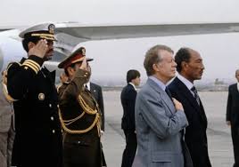 لقطات من زيارة الرئيس الأمريكي السابق جيمي كارتر للقاهرة عام 1979. وفي  استقبالة الرئيس المصري الراحل أنور السادات #egypt #oldegypt #oldegypt1  #usa🇺🇸 #مصر #مصرزمان #انور_السادات