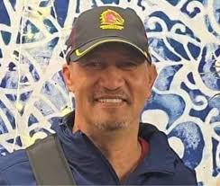 mr and mrs weir retire to akaroa