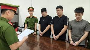Bắt và khởi tố Phạm Tiến Dũng sinh năm 1999, thu giữ xe hơi, nhiều ...