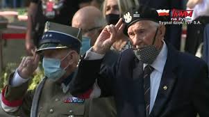 Powstanie warszawskie (warsaw uprising) is the world's first feature film assembled entirely of documentary materials. Godzina W Obchody Upamietniajace 76 Rocznice Wybuchu Powstania Warszawskiego Radiomaryja Pl