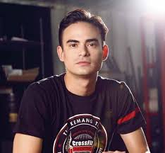 Mulai dari ucapan terima kasih ke indonesia hingga ke istri ashraf, bunga cinta lestari (bcl). Ashraf Sinclair Complete Wiki Biography With Photos Videos