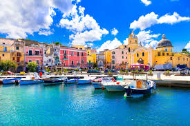 Bu yazıda i̇talya hakkında bilinmesi gerekenleri sizler için derledik. Juillet Aout Sur L Ile De Procida En Italie Des 302 Vols 7 Nuits En Hotel 3 Avec Petit Dej