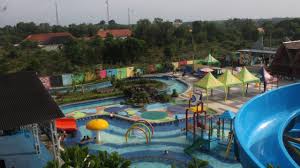 In bangkok's warm, tropical climate, waterparks are a perfect escape from the heat. Teras Water Park Siap Manjakan Pengunjung Swarna News