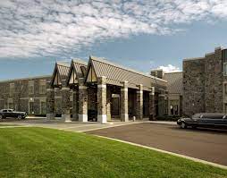 Make reservations well in advance during football weekends directions to the college of law. The Pool Is Nice And So Are The Bigger Beds But Hotel Living Is Ludicrous For College Students