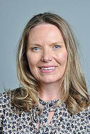 Robin Ceccarelli's Instagram, Twitter & Facebook