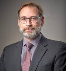 Olivia Colman and Jessie Buckley