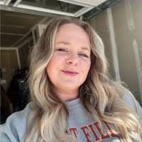 Allison Maxfield's Instagram, Twitter & Facebook