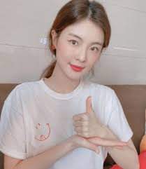 스브스캐치 구독하기▷goo.gl/bnt3wd 런닝맨에서 화제가 되었던 이광수♥이선빈 레전드 가상 커플에서 실제 커플 탄생. ì´ì„ ë¹ˆ ì´ê´'ìˆ˜ ë‚˜ì´ ê²°í˜¼ ê²°ë³„ ì„±í˜• í‚¤