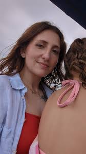 Hi! I am proudly a dull woman. I'm a 27 year old single mom of 3 (4, 6, &  8). I work full time at a small office desk job. I always