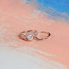 Engagement Ring Shopping Before You Begin Paying For Your Wedding Event Sign Up For Credit Ca Engagement Ring Help Mens Wedding Rings Simple Engagement Rings