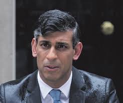 Yusra Salman's Instagram, Twitter & Facebook