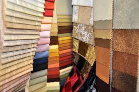 Tirelle Campionario Per Tessuti Di Arredamento Collezioni A Cascata Con Tessuti Ripiegati The Application Of Labels Is Performed Collezioni Us Patent Labels