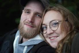 Ida og Simon holder utraditionel nytårsaften for første gang: