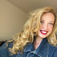 Elizabeth Moen (@elizabethmoenmusic) • Instagram photos and videos