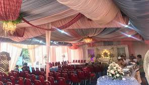 Dekorasi tenda pernikahan mewah berikut adalah beberapa contoh dekorasi tenda pernikahan mewah di tahun 2020. Bisnis Tenda Pernikahan Kembali Bergeliat Genpi Co