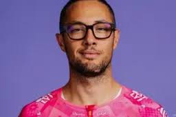 📸 David van der Poel needs only one smiley to convey his feelings after  training with Mathieu