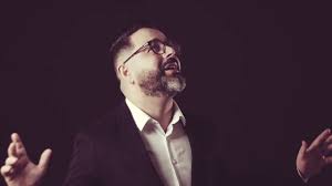 La vid�o, ensoleill�e, est une invitation � danser et � lever � les mains en l'air �. Magic System Ft Chawki Magic In The Air La Chanson De L Annee 2014 Ø´ÙˆÙ‚ÙŠ Youtube