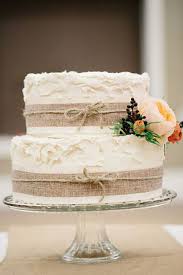 Find and save ideas about country wedding cakes on pinterest. 15 Rustic Wedding Cakes That Will Make You Want A Barn Wedding