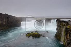 Hoteles, alquiler de coches, excursiones y tours. Gottfoss E Uma Das Maiores Kaskaden Von Islandia Fototapete Fototapeten Rio Nordostlich Fahigkeit Myloview De