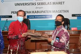 Lowongan kerja di manggarai barat ini mungkin salah satu dari sekian banyak jenis pekerjaan yang ada di kota manggarai barat. Jalin Kerja Sama Pemkab Magetan Siapkan Lahan Untuk Uns Universitas Sebelas Maret