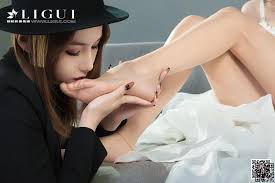 LiGui丽柜] 2021.07.09 兔子 &心心双生花-一吻定情[99P]第2页(共10页),白百合汇聚全球精美的潮吹美腿,性感美腿丝袜美图,最新诱惑长腿丝袜色图排行榜,美腿丝袜www.7h9u.com