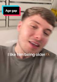 Understanding Age Gap Relationships: Insights & Dynamics