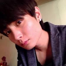 Jac Lee updated his profile picture.