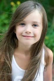 Laurel Drew's Instagram, Twitter & Facebook