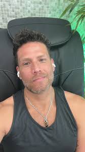 Robert Madero (@robert.madero) • Instagram photos and videos