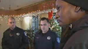 Sacramento officers spot, help family in need