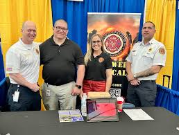 Last week, members from the SLCFD (Division Chief Daniel Mikels, Fleet  Supervisor Robert Kelly, and Mechanic Ryan Harris) inspected four new  rescue units in Van Werth Ohio. Three of these units are